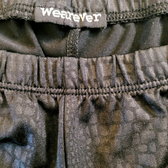 NWOT Reptile Print leggings - Picture 5 of 8